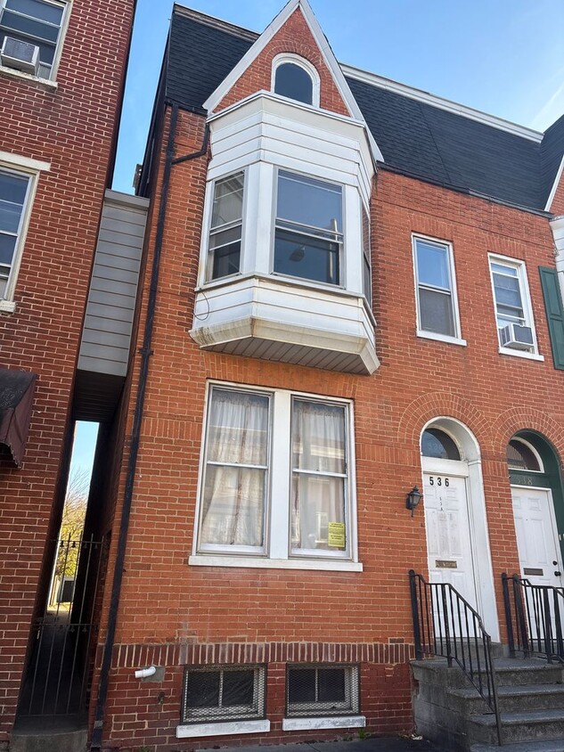 Primary Photo - Future Rental! 4 Bedroom Apartment in York...