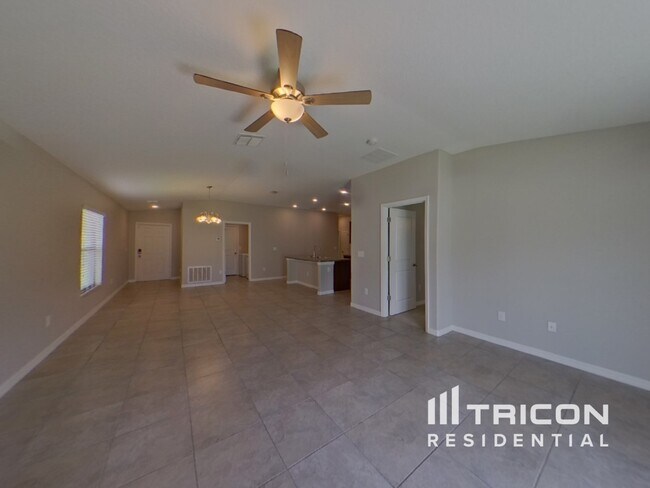 Foto del edificio - 9646 Sage Creek Dr