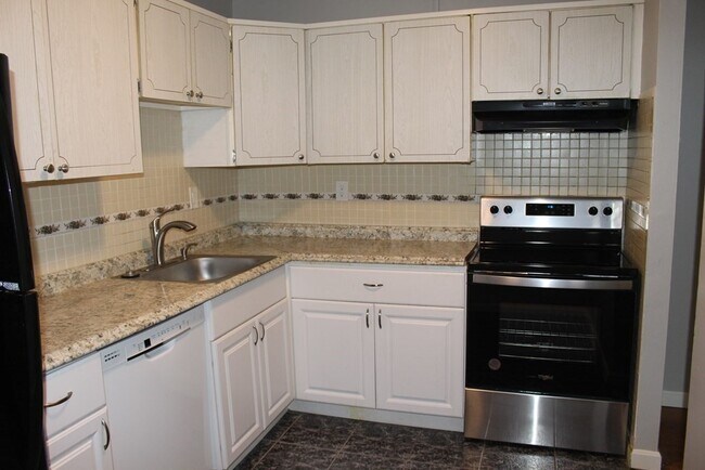 Building Photo - 24 Faxon St