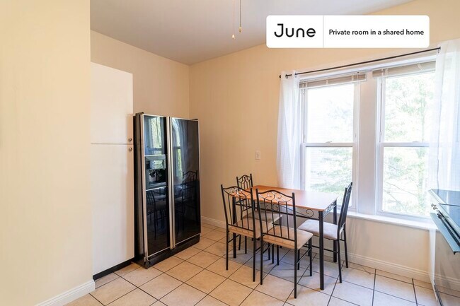 Foto del edificio - Room in Shared 4 bed/2 bath home in Allston