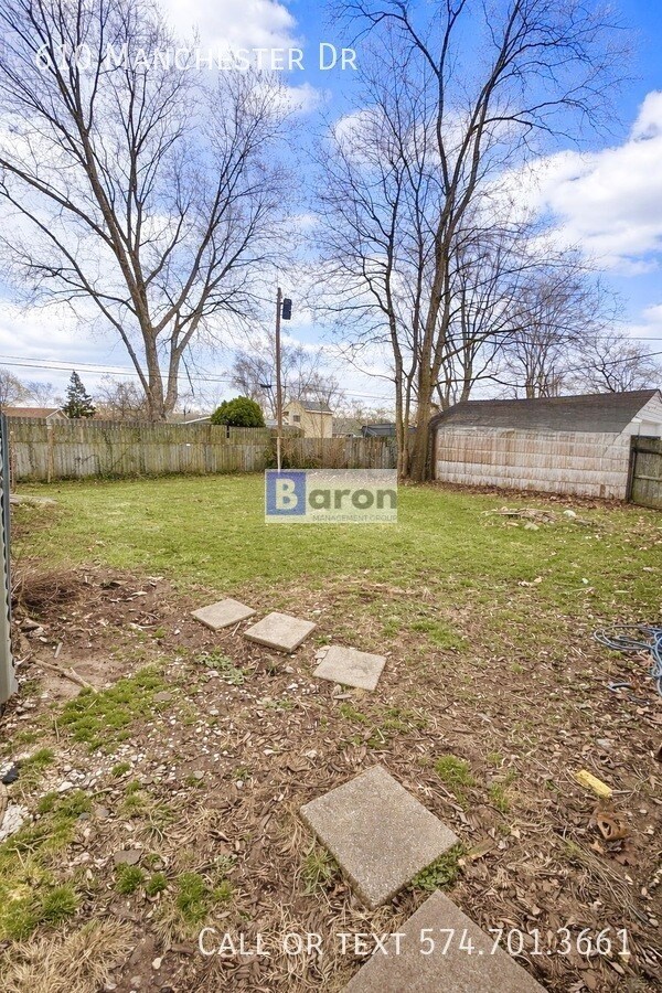 Foto del edificio - 610 Manchester Dr