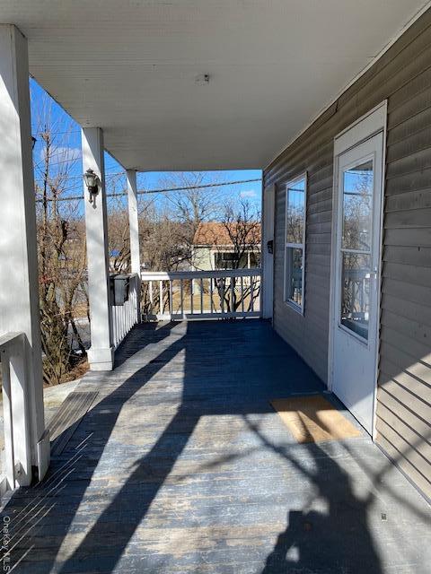 Foto del edificio - 103 Watkins Ave