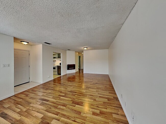 Foto del edificio - 2622 Lemon Tree Ln