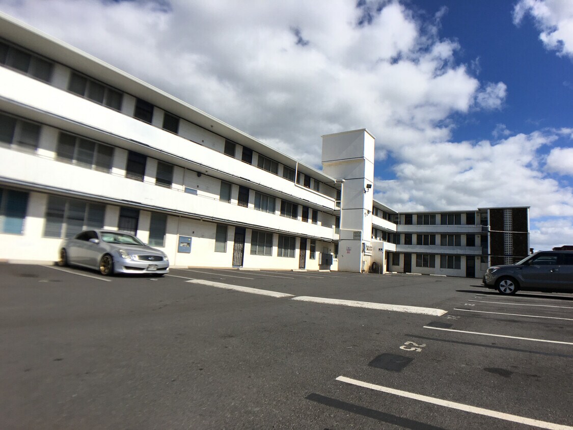 Primary Photo - recently remolded 2 bedroom in the harbor ...