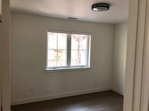 Building Photo - 603 W Anapamu St
