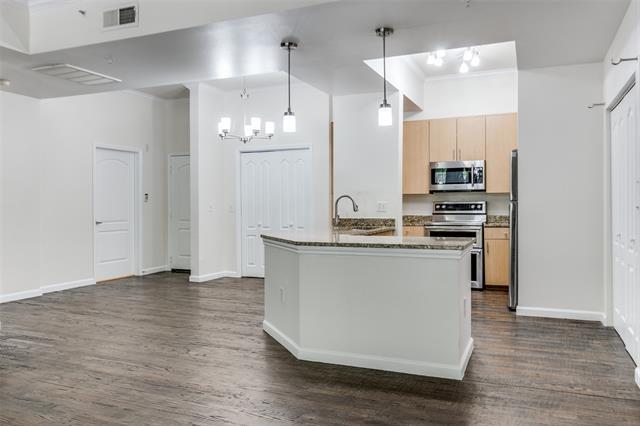 Building Photo - 3225 Turtle Creek Blvd Blvd