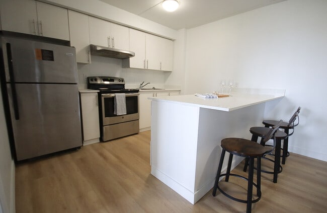 Building Photo - University Place - 50 University Ave E