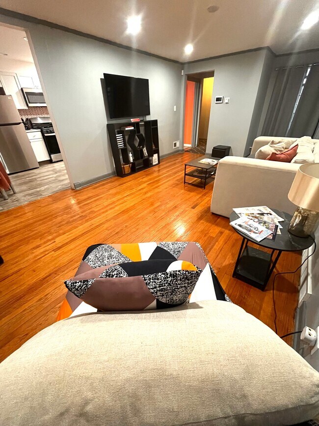 Foto del edificio - 9000 S Wabash Ave