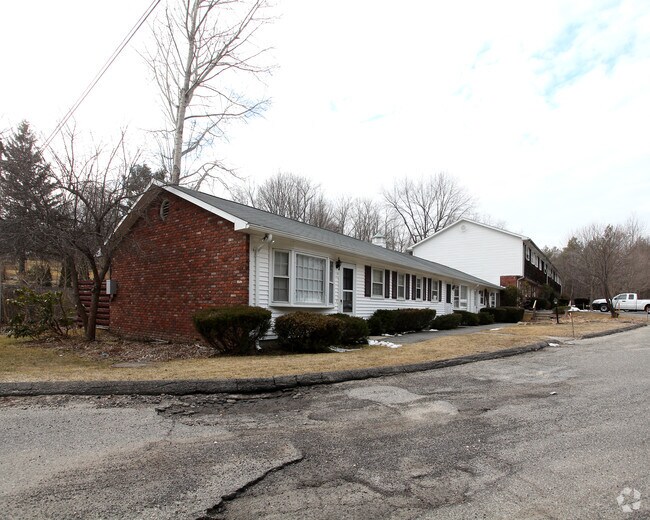 HOLLY HOUSE Rentals Litchfield, CT