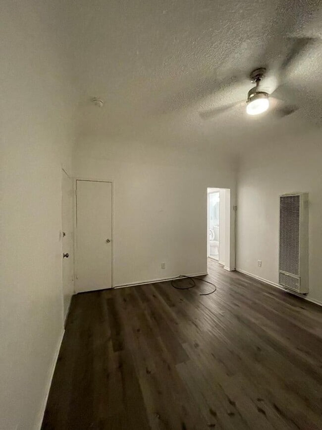 Interior Photo - HAP PARTNERS V LLC-4234