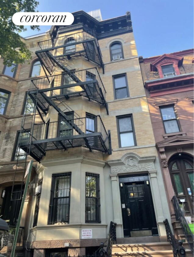 Primary Photo - 451 State St