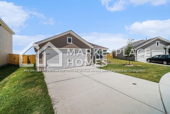 Photo - 904 Crimson Wolf Rd House