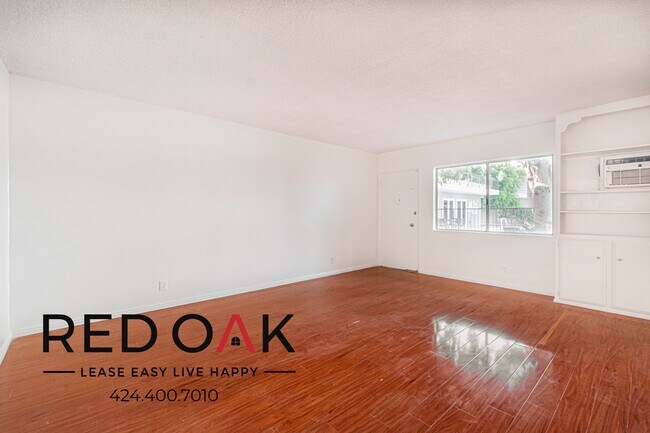 Foto del edificio - 10535 Lindley Ave
