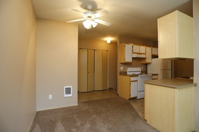 Interior Photo - Gateway Village