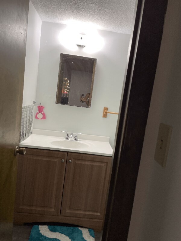 1206 Vattier Street Unit 1, Manhattan, KS 66502 Room for Rent in