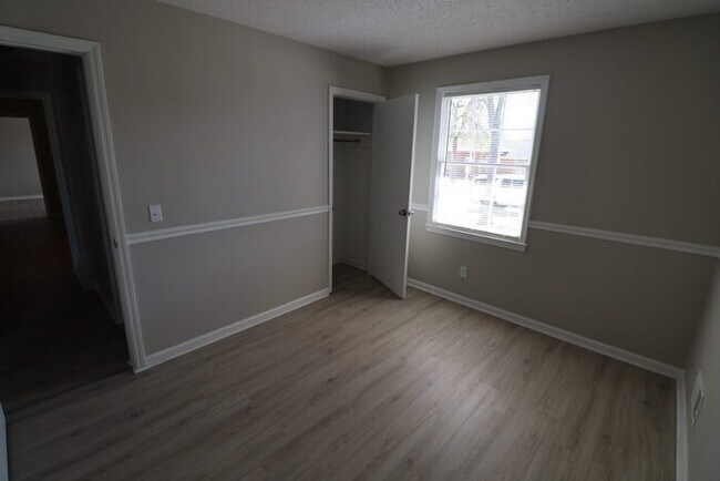 Building Photo - 2766 American Ave