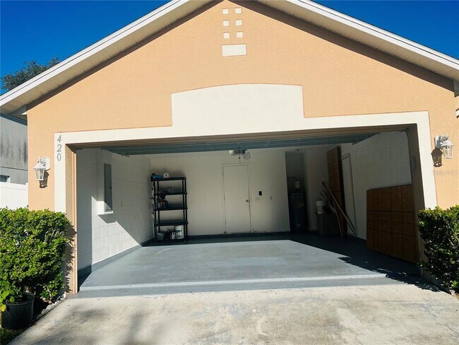 Building Photo - 420 Hammerstone Ave