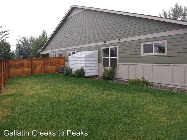 Foto del edificio - 895 Longbow Ln