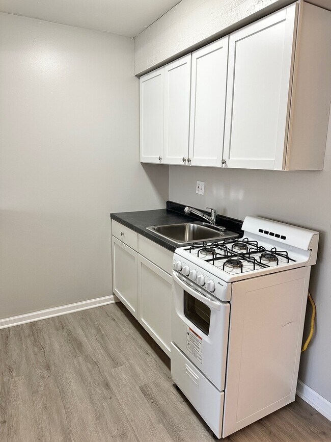 Foto del edificio - 1940 Mark Ave