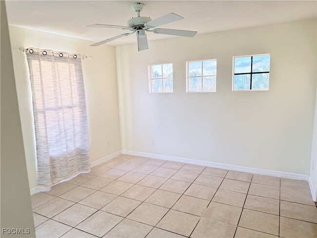 Foto del edificio - 4731 24th St SW