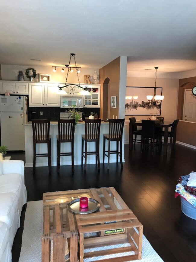 Foto del edificio - 9187 Yarmouth Dr
