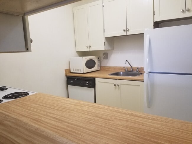 Photo du bâtiment - 3663 W 16th Ave