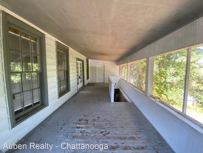 Building Photo - 3 br, 2 bath House - 203 Old Mountain Road...