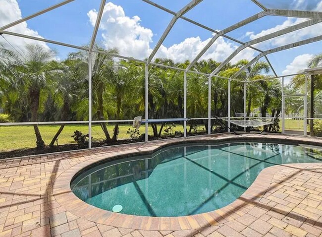 Foto del edificio - 824 Islebay Dr
