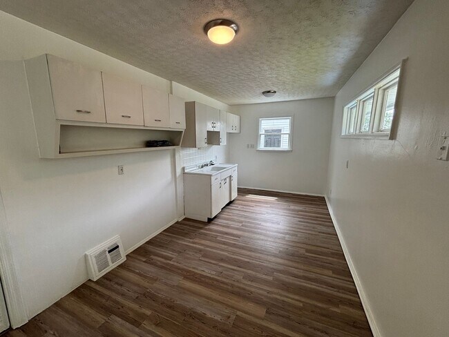 Foto del edificio - Tired of being a renter and want to own yo...
