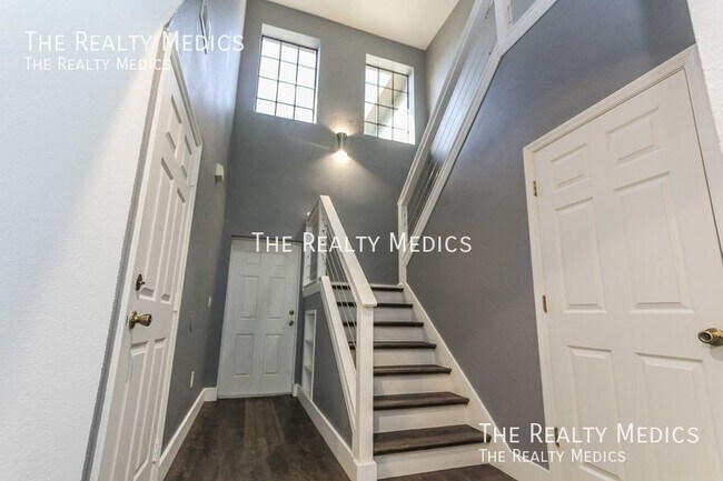 Building Photo - 6173 Apollos Corner Way