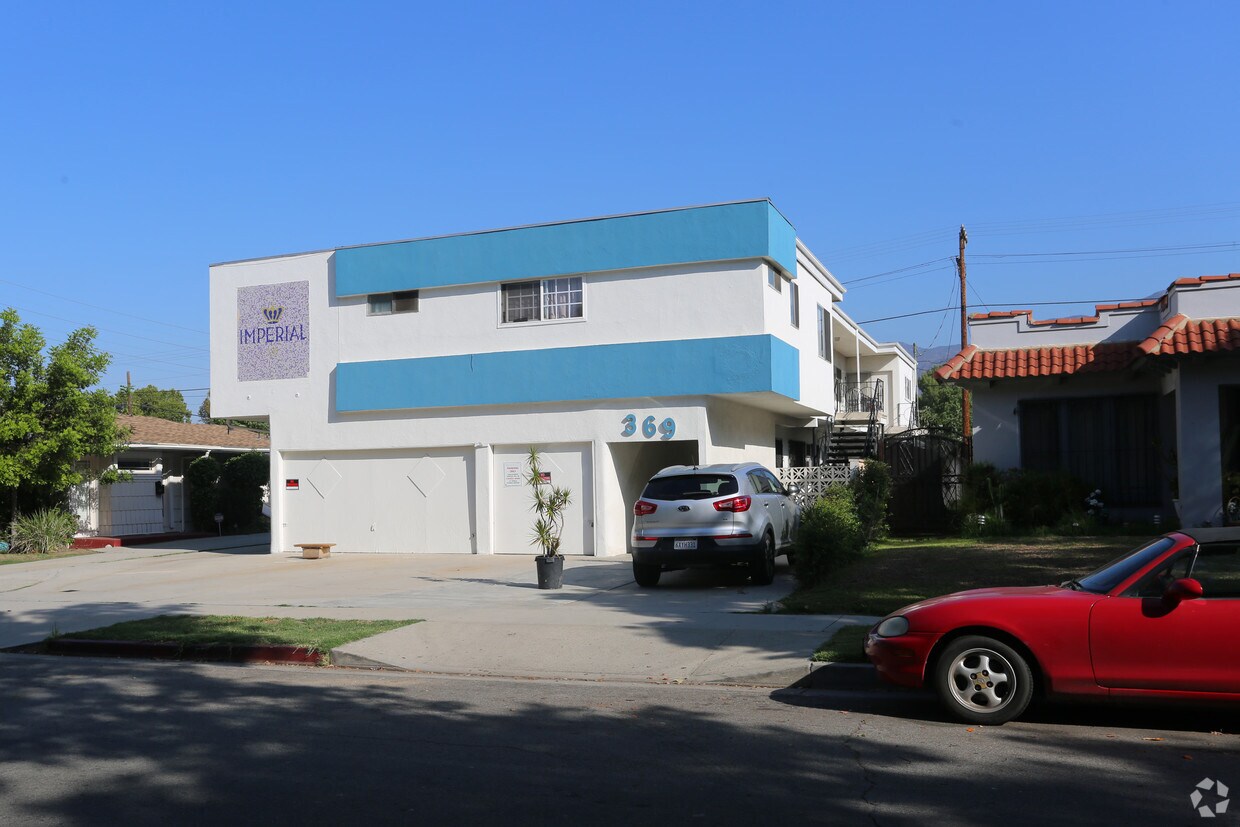 Primary Photo - 369 Myrtle St
