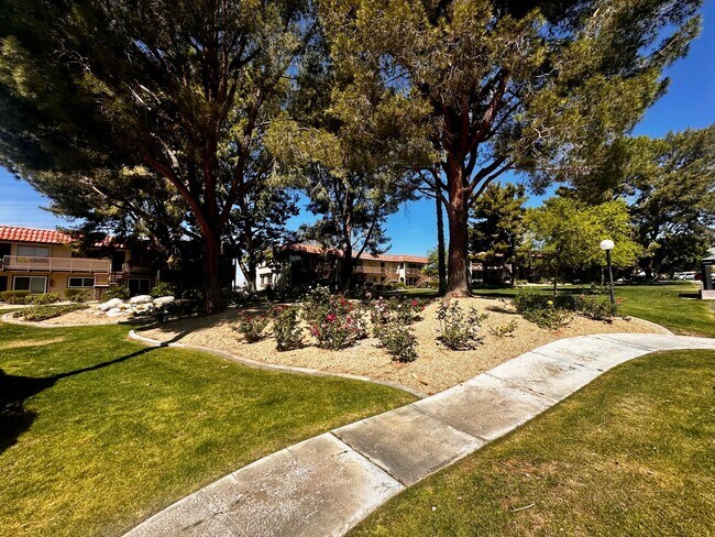 Foto del edificio - 9647 Spyglass Ave