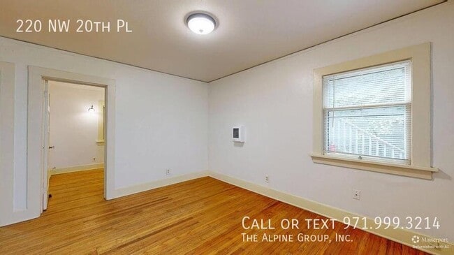 Building Photo - 220 NW 20th Pl