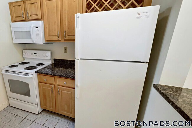 Foto del edificio - 195 Park Dr