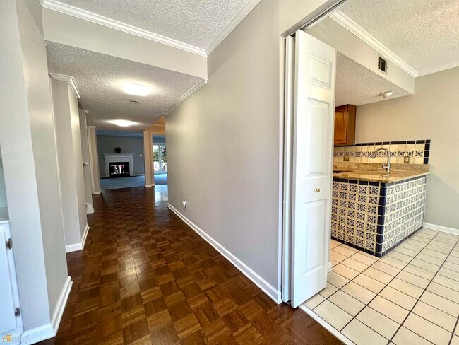 Foto del edificio - 122 Hampshire Ct