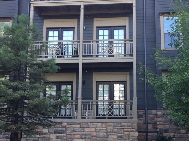 Foto del edificio - 705 W Douglas St