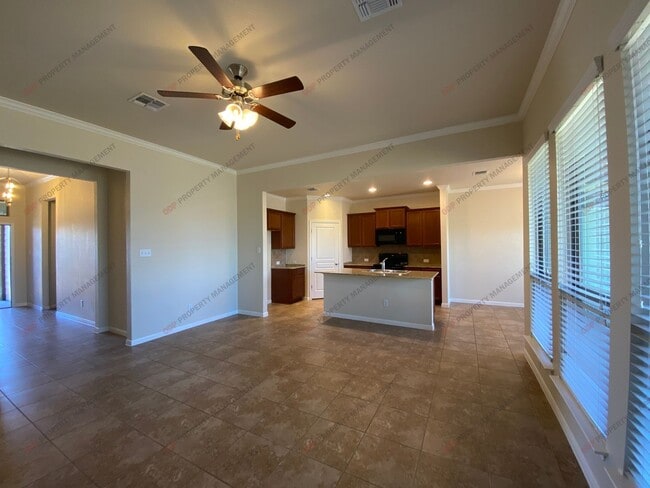 Building Photo - 719 Dunford Dr