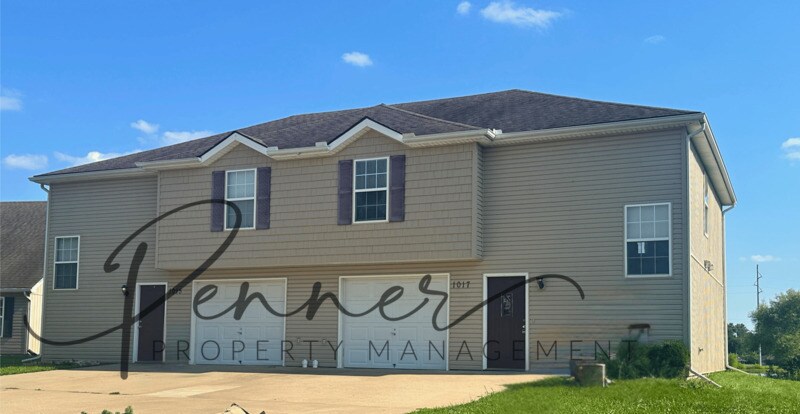 Foto principal - 1017 NW Willow Dr