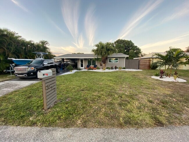Building Photo - 675 NW 35th Ct