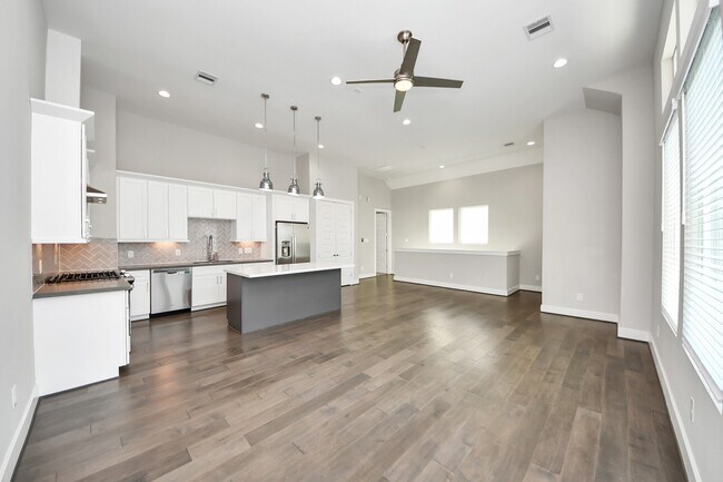 Foto del edificio - 9414 Brownie Campbell Rd