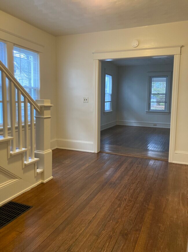 Foto del edificio - 117 N Montour St