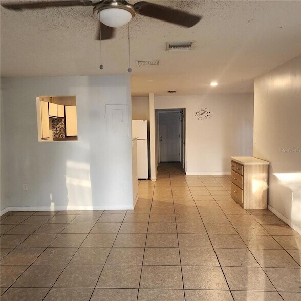 Foto del edificio - 305 NW 11th Ave