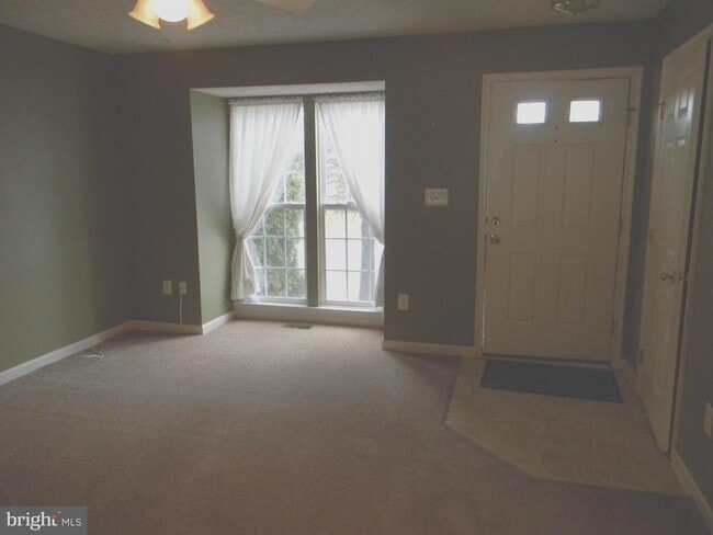 Building Photo - 2575 Blue Water Blvd
