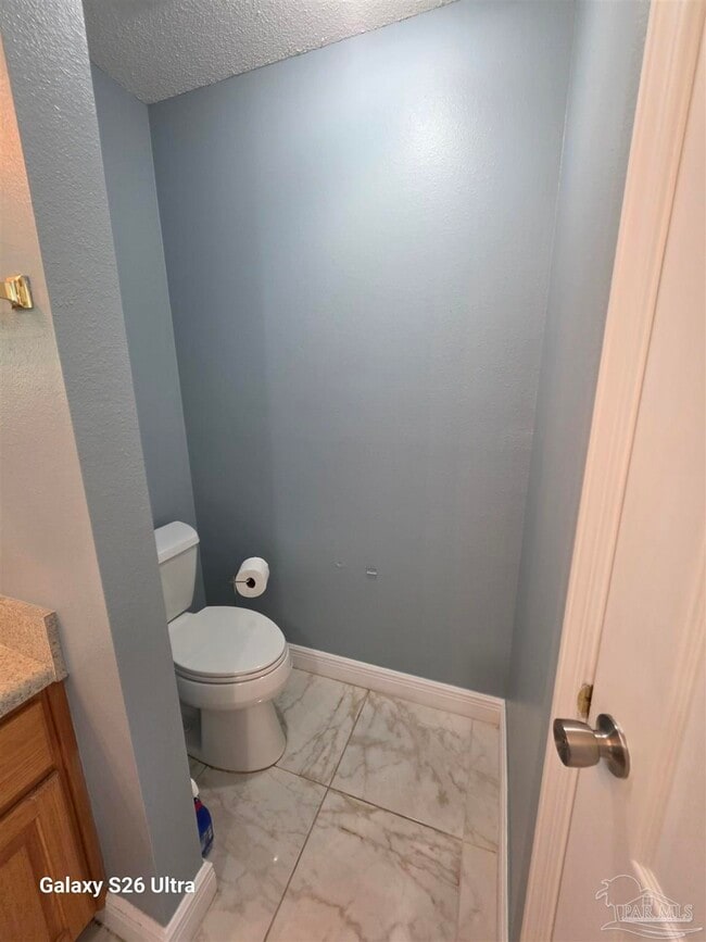 Building Photo - 7042 Plank Dr