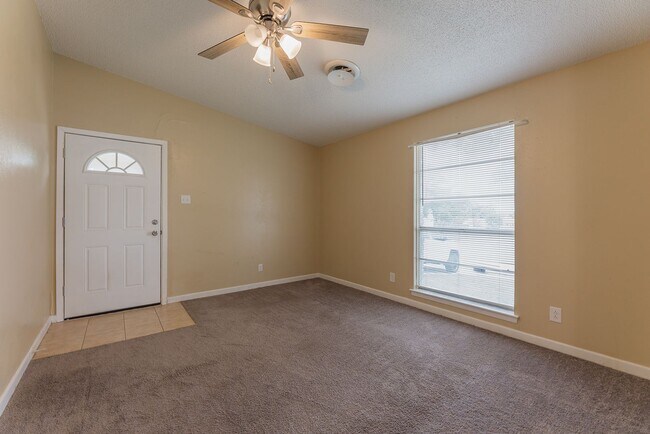 Foto del edificio - 802 Stovall Ave, Killeen, TX