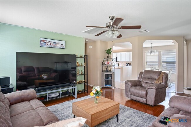 Foto del edificio - 5206 Lyra Dr