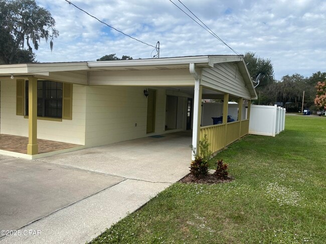Building Photo - 137 N Lake Reedy Blvd