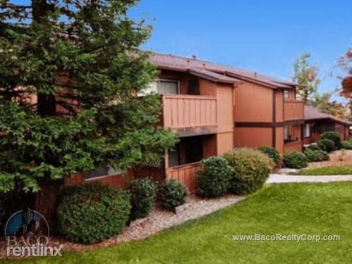 Building Photo - 4207 Baywood Dr