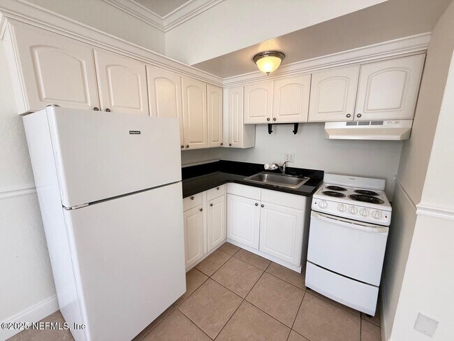 Foto del edificio - 311 W Ashley St