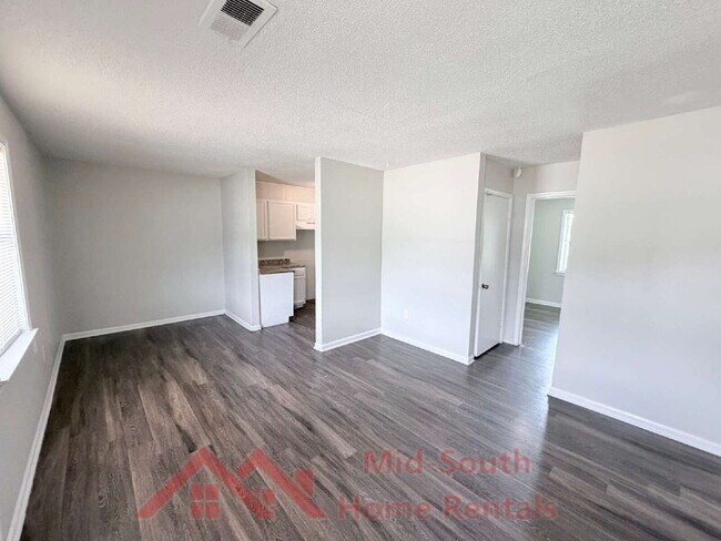 Foto del edificio - 3431 Rebeh Rd